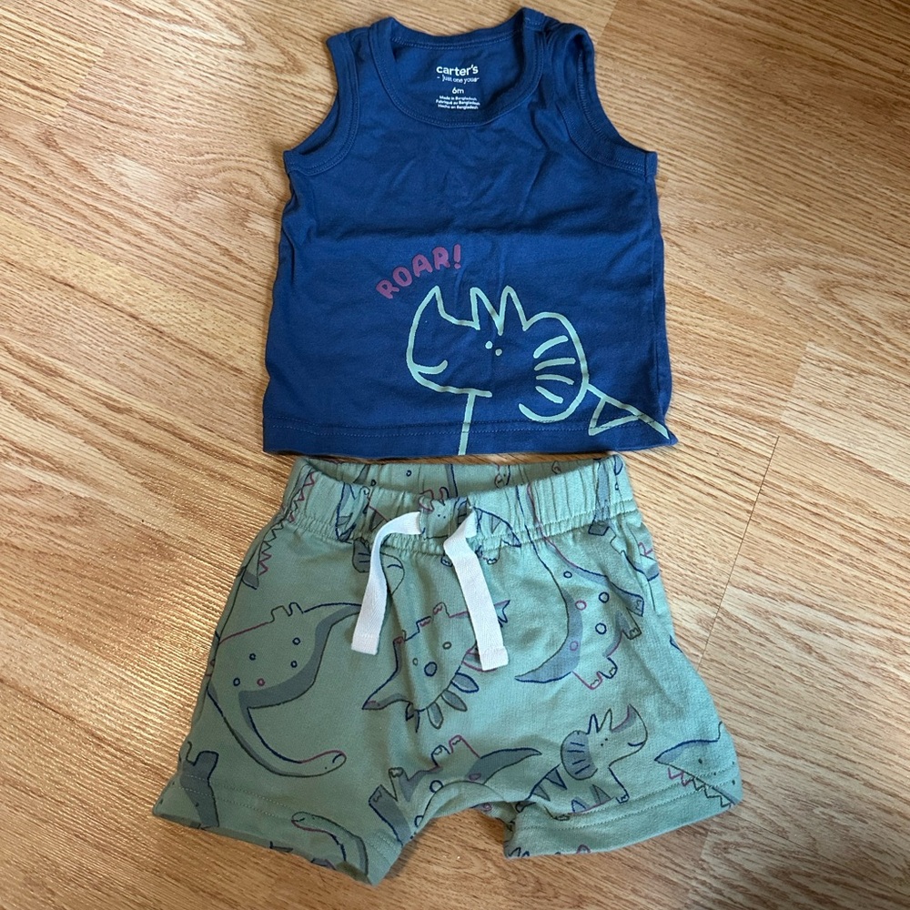 Carter’s Dinosaur Set